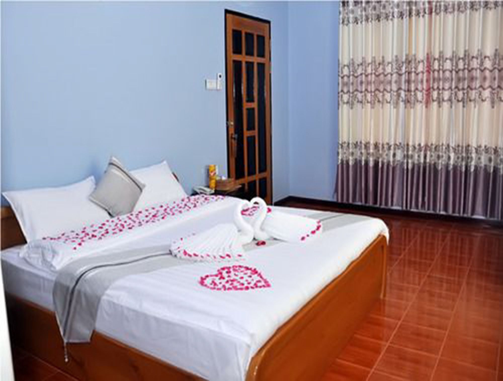 Royal Tulip Hotel Mandalay Bagian luar foto
